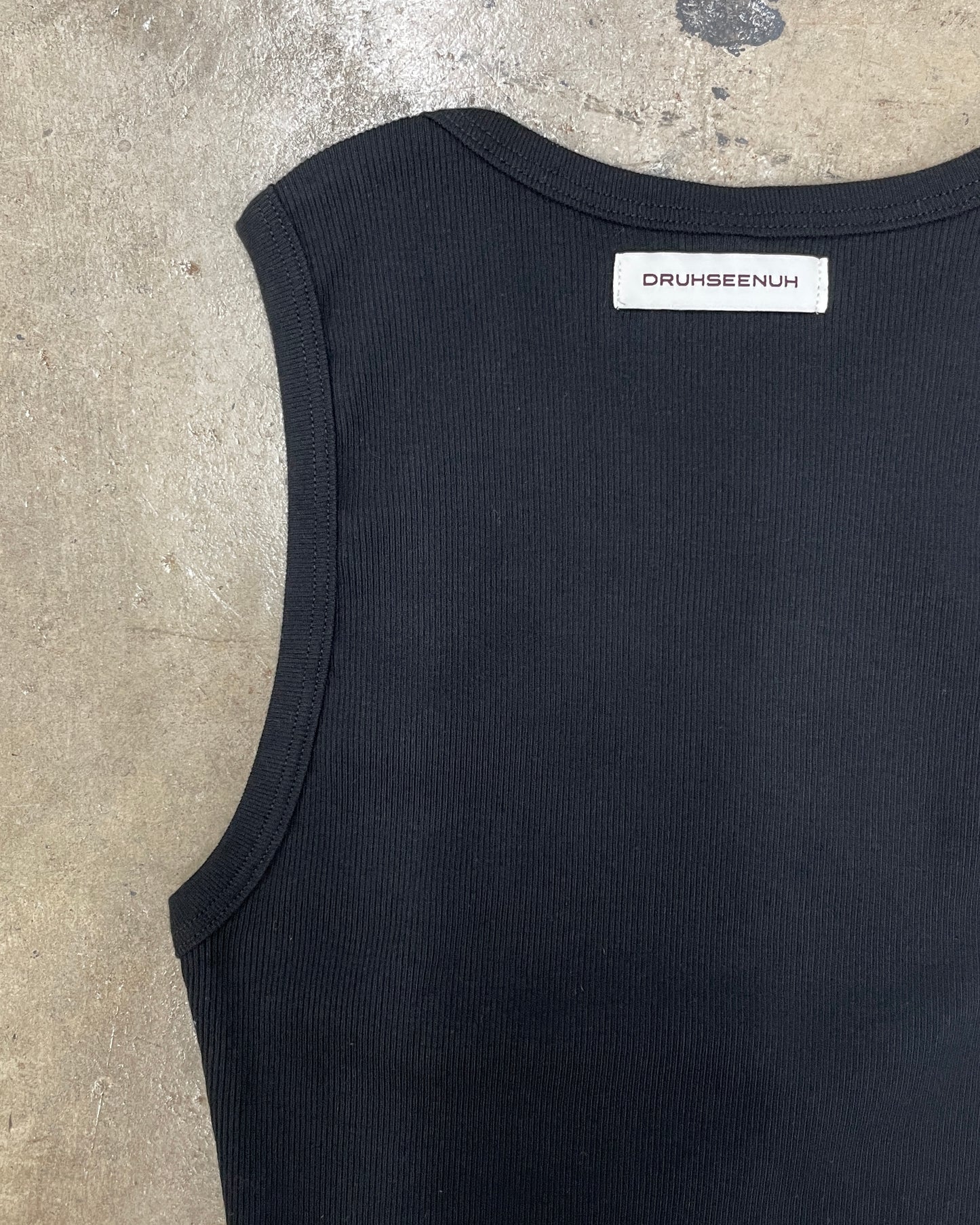 TANK TOP | Black
